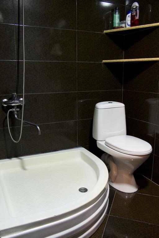 Guesthouse Ori Beli In Mestia Bagian luar foto