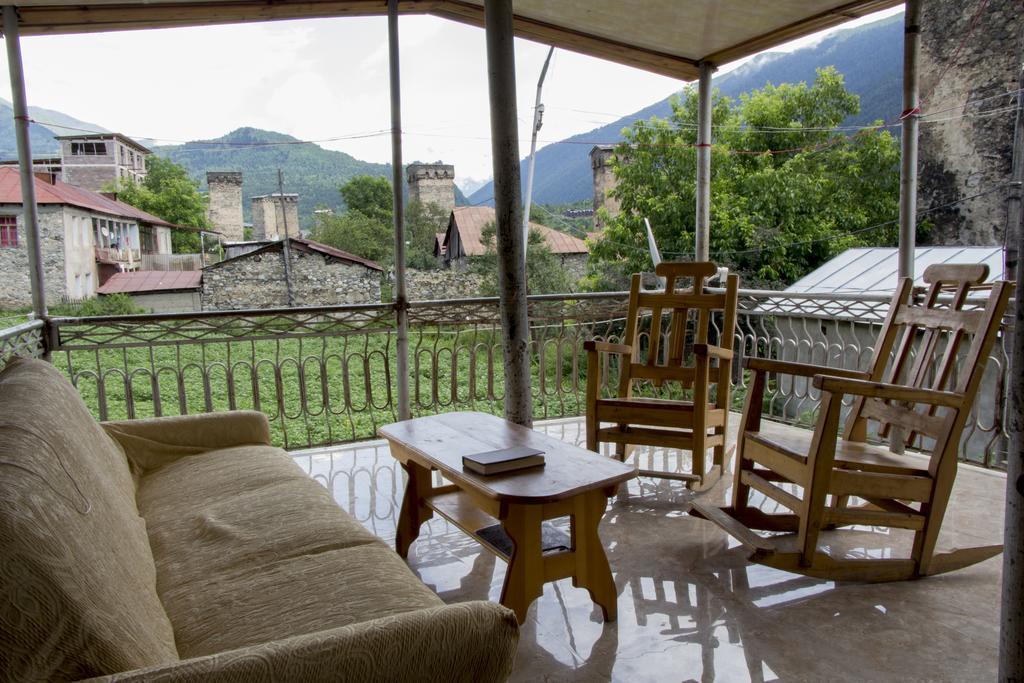 Guesthouse Ori Beli In Mestia Bagian luar foto
