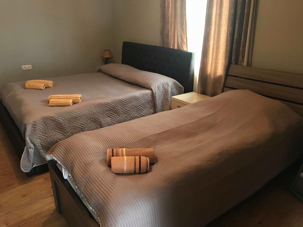 Guesthouse Ori Beli In Mestia Bagian luar foto