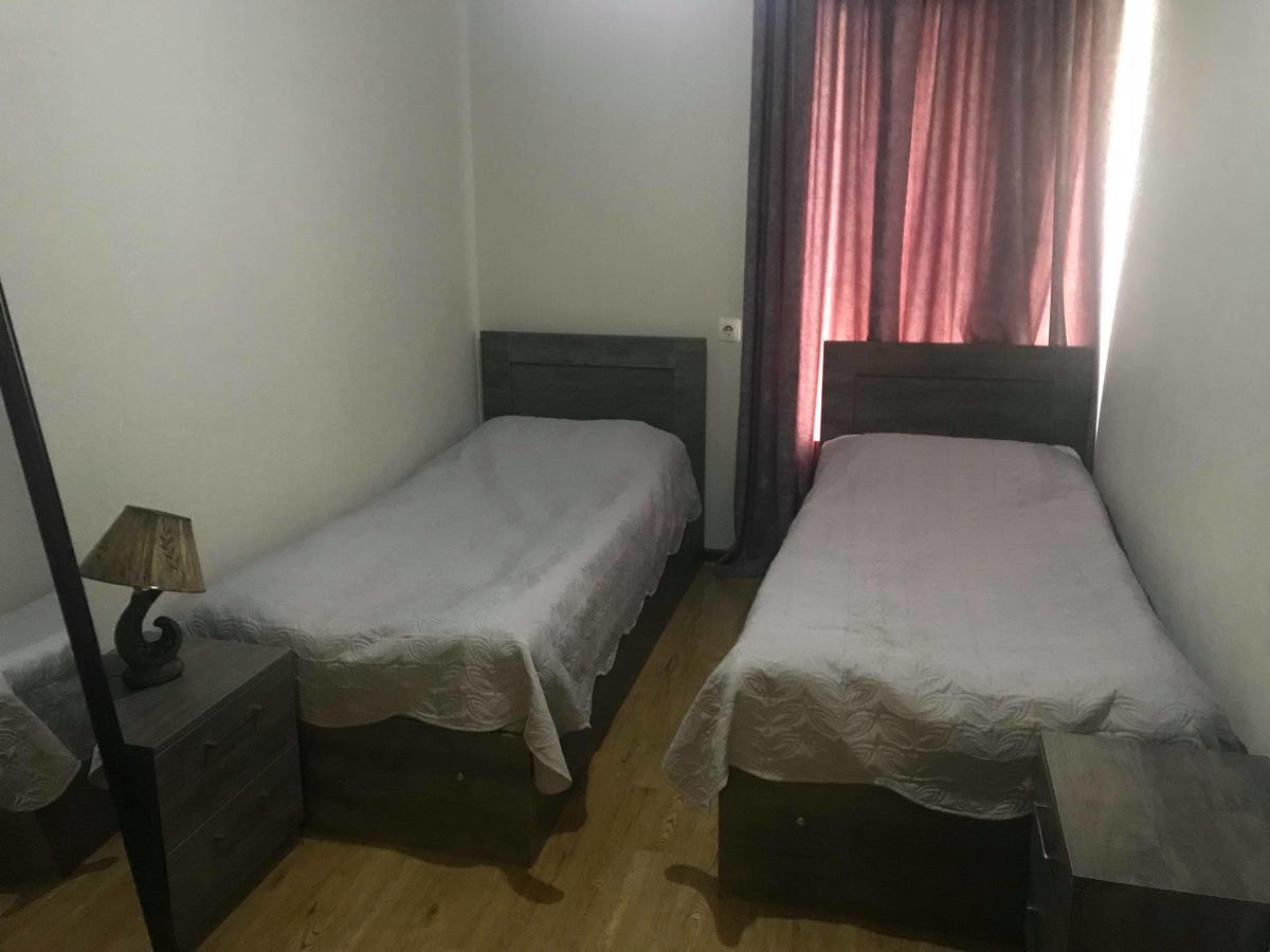 Guesthouse Ori Beli In Mestia Bagian luar foto