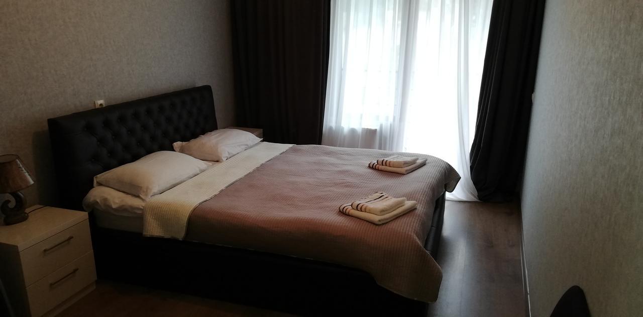 Guesthouse Ori Beli In Mestia Bagian luar foto